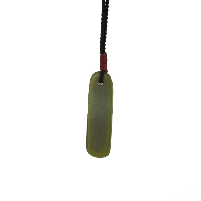 raw inanga pendant
