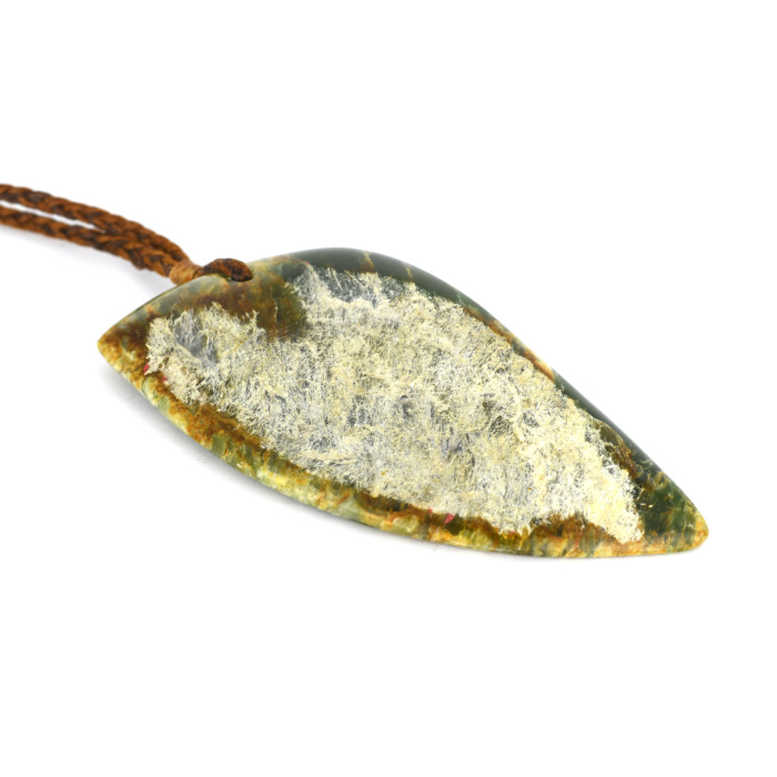 kahurangi pounamu niho large greenstone pendant