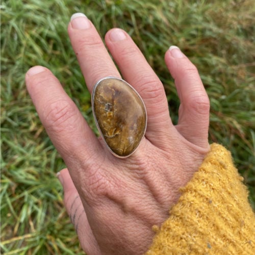 golden pounamu pebble ring